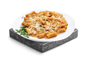 Rigatoni à la sauce rosée et poulet