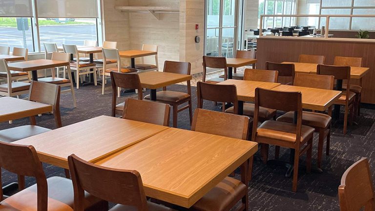 Chicoutimi salle à manger 1